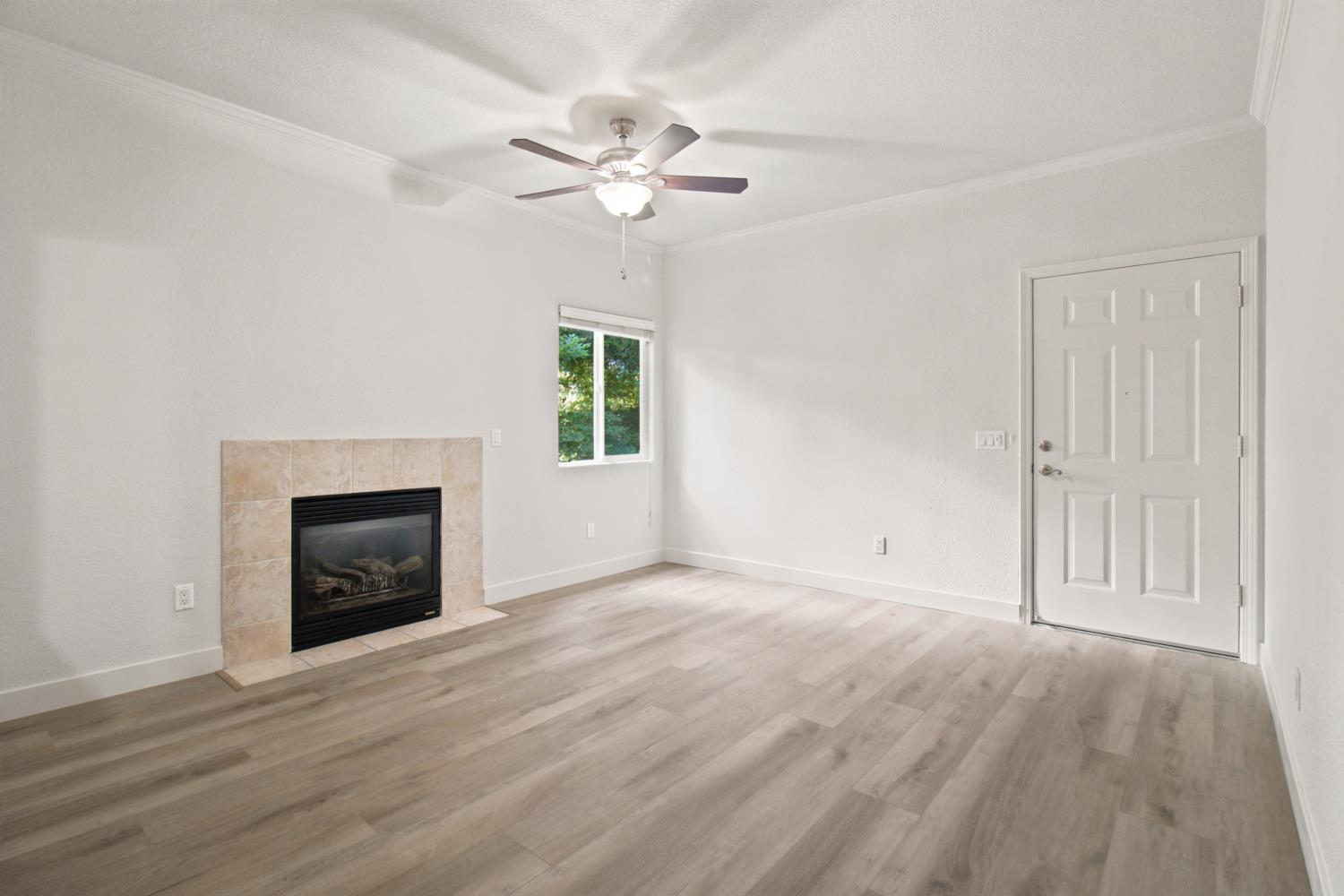 10001 Woodcreek Oaks Boulevard 1321