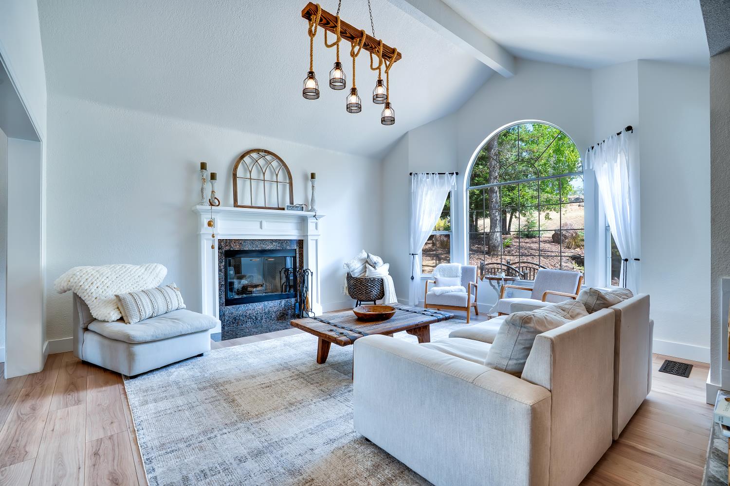 6565 Puerto Drive