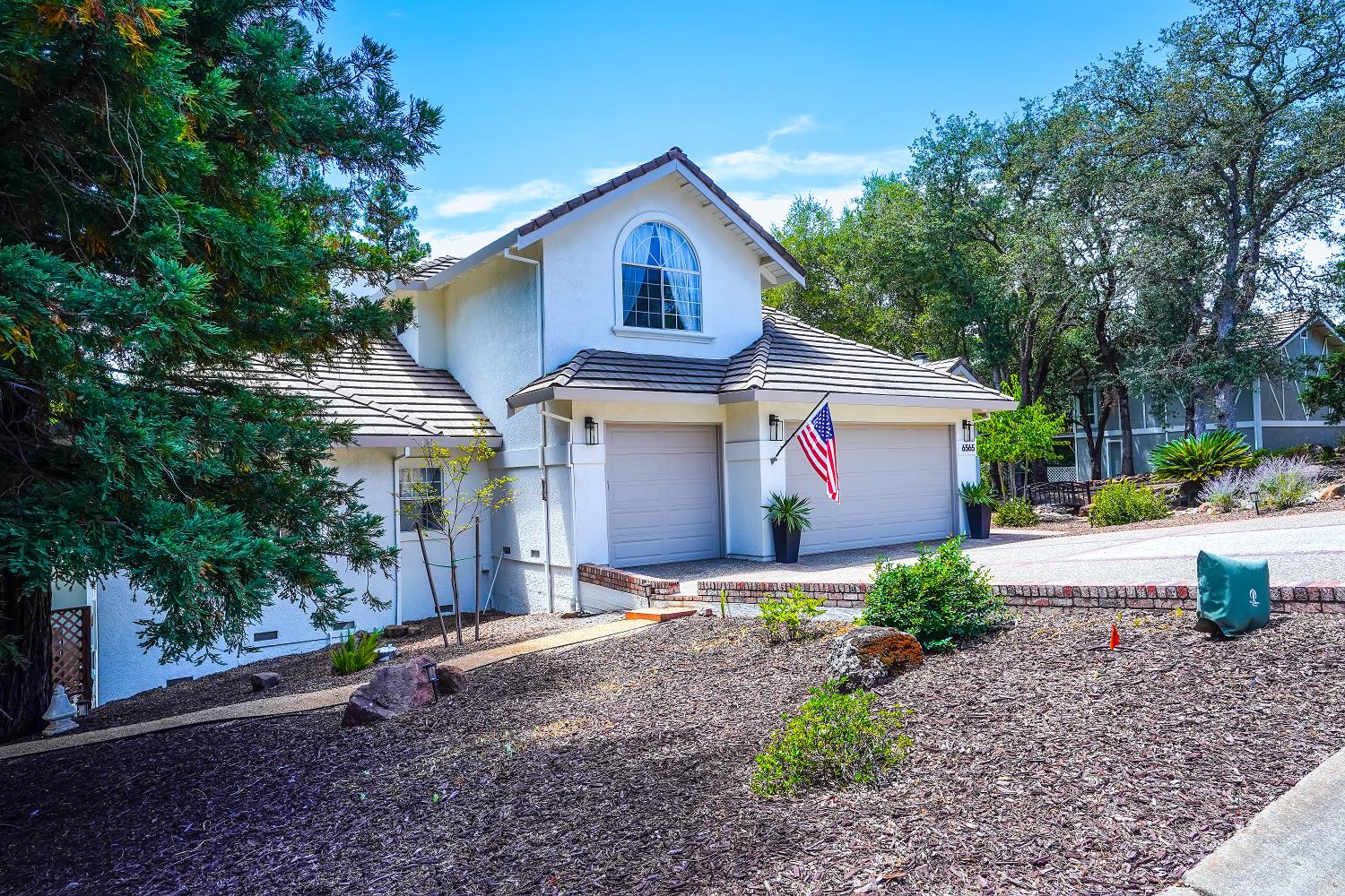 6565 Puerto Drive