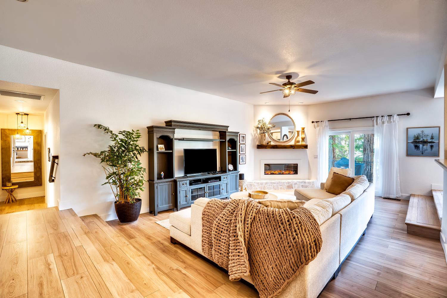 6565 Puerto Drive