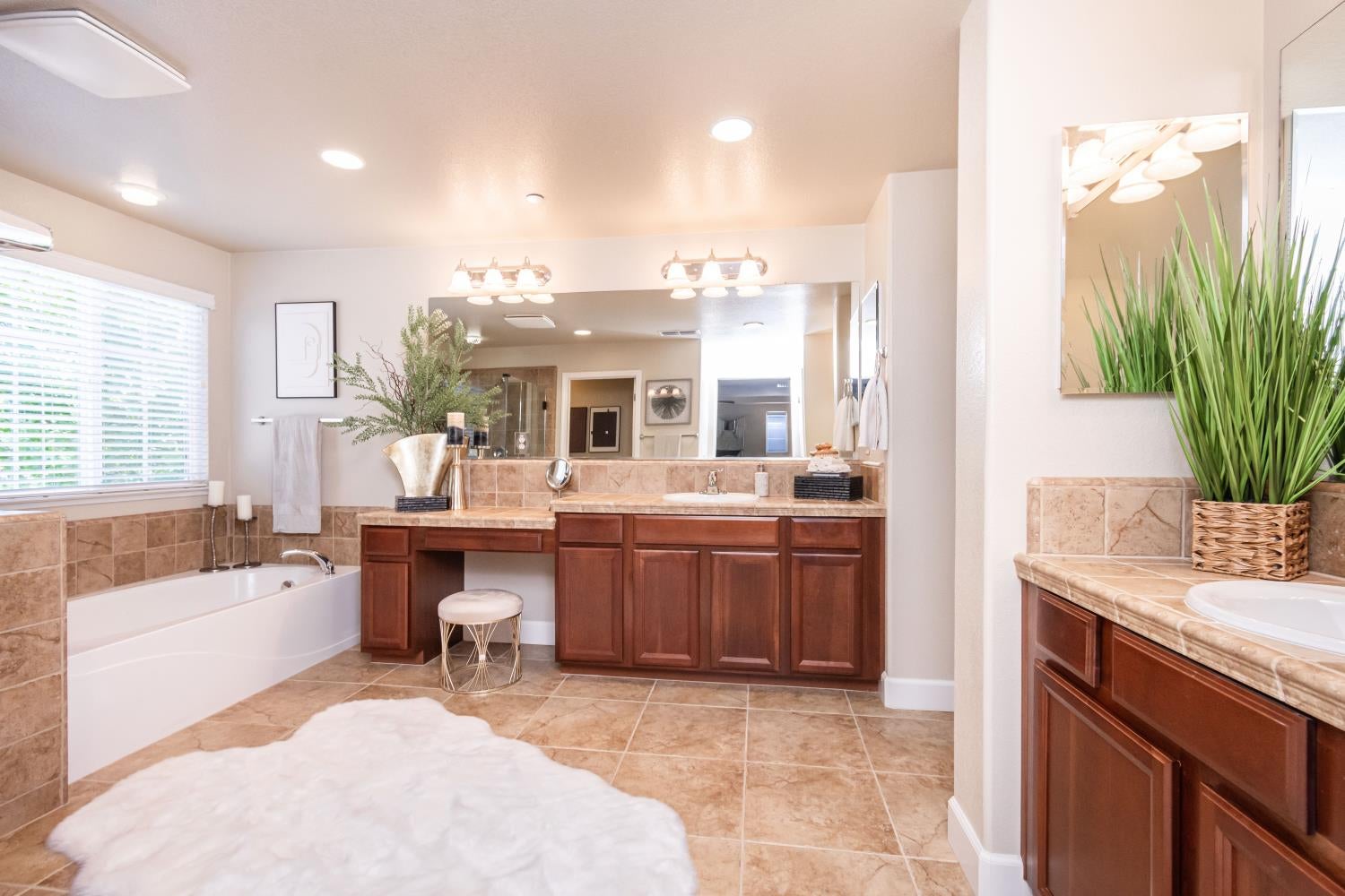 1548 Stoney Cross Lane