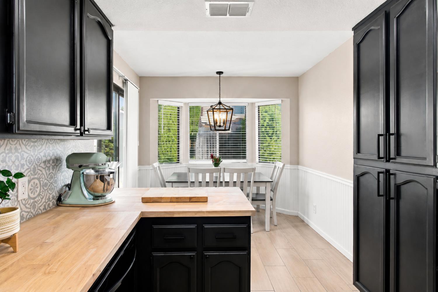 493 Cool Wind Way