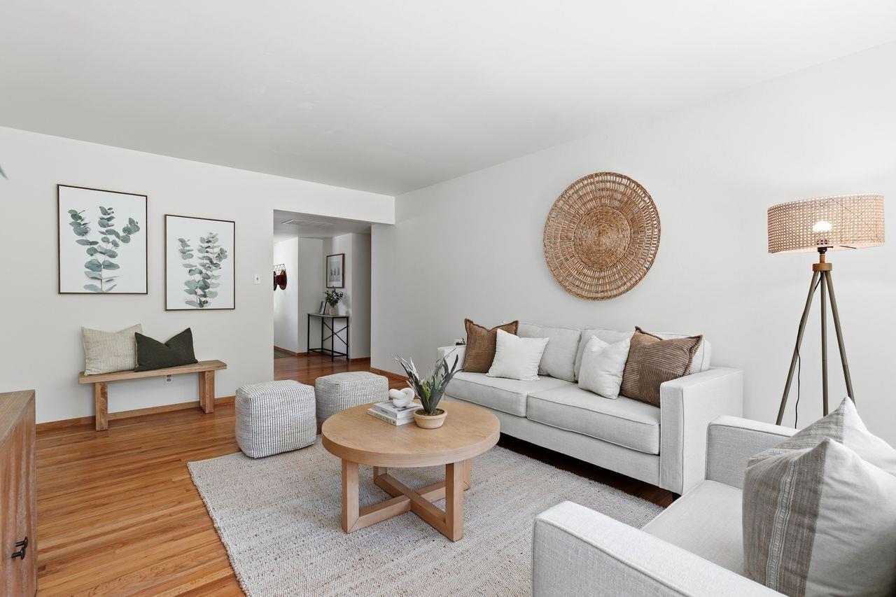 4744 Oakfield Circle