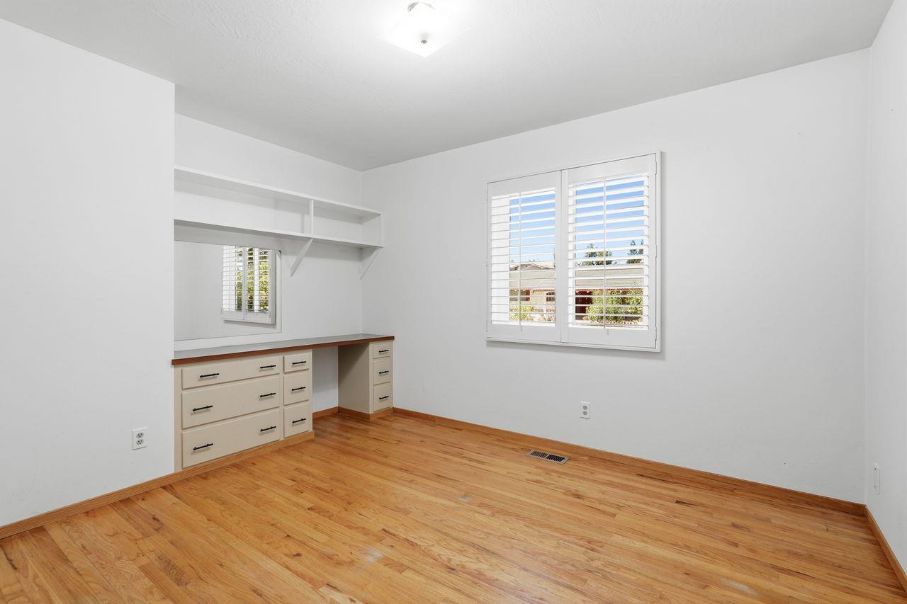 4744 Oakfield Circle