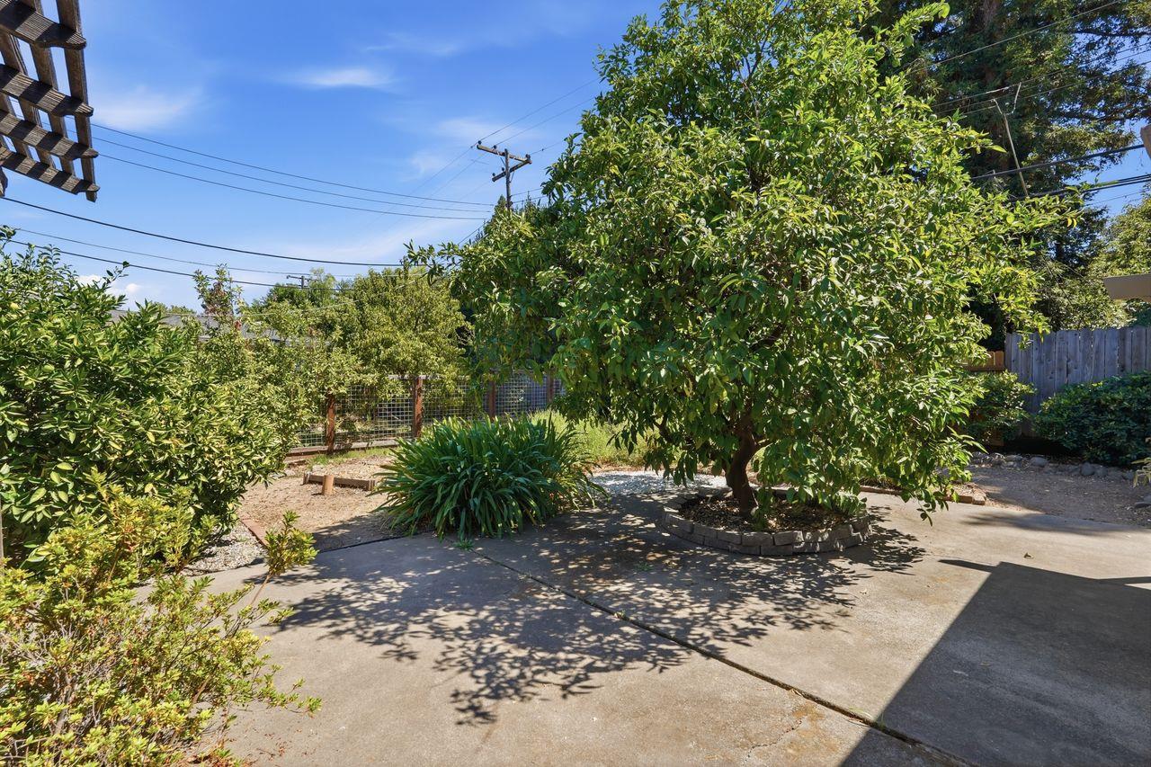 4744 Oakfield Circle