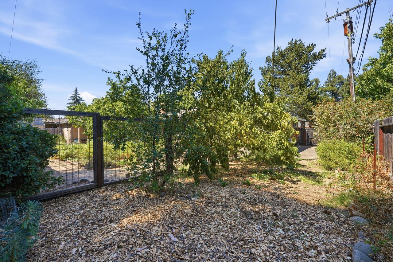 4744 Oakfield Circle