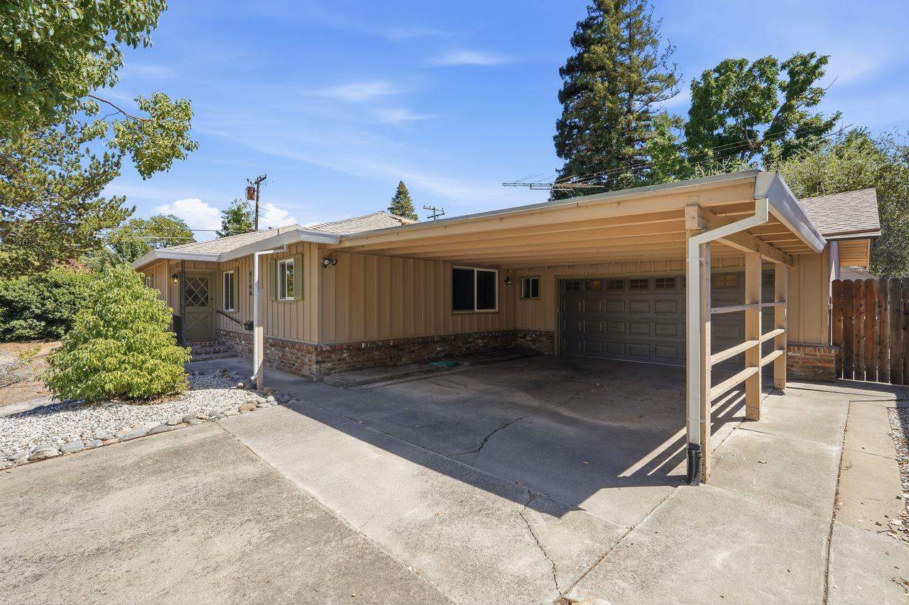 4744 Oakfield Circle
