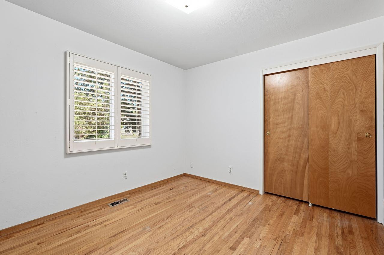 4744 Oakfield Circle