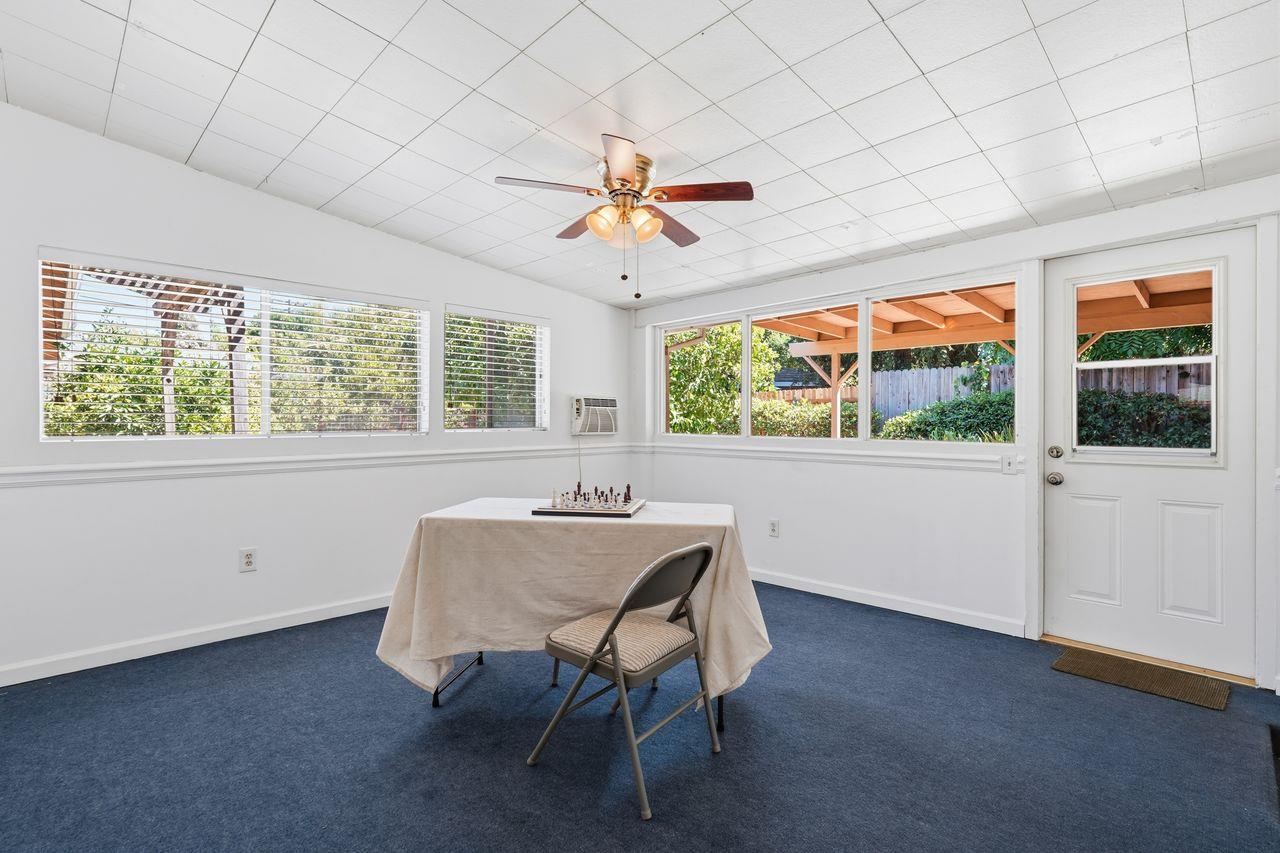 4744 Oakfield Circle
