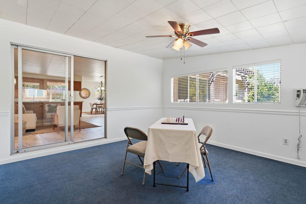 4744 Oakfield Circle