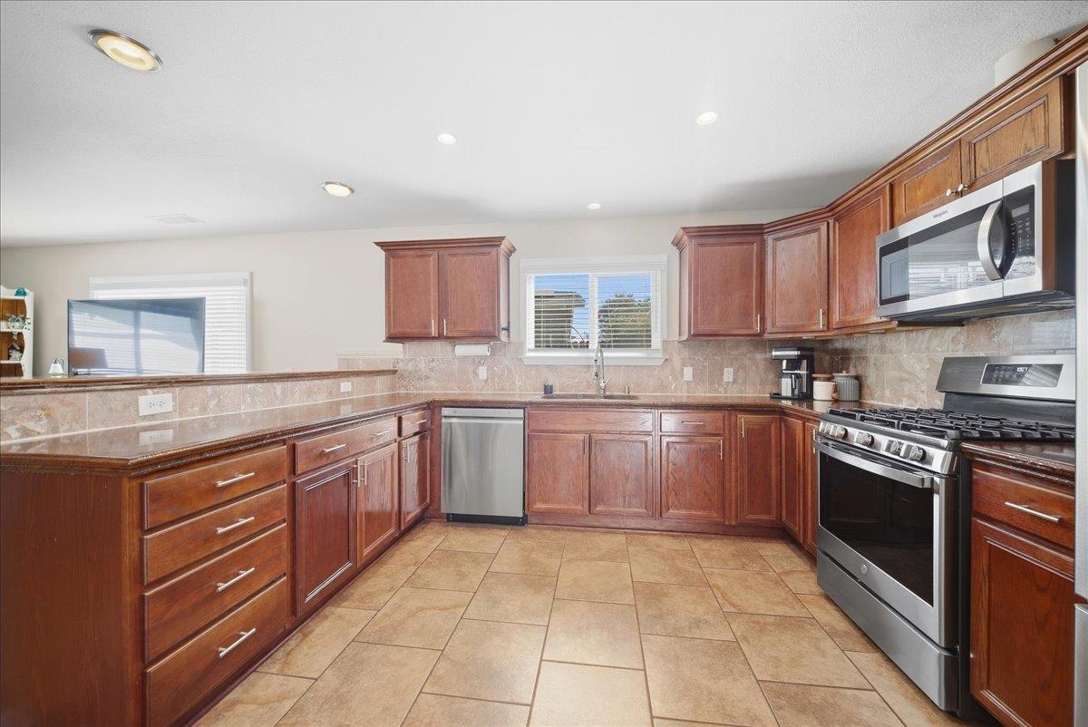 5661 Butano Way