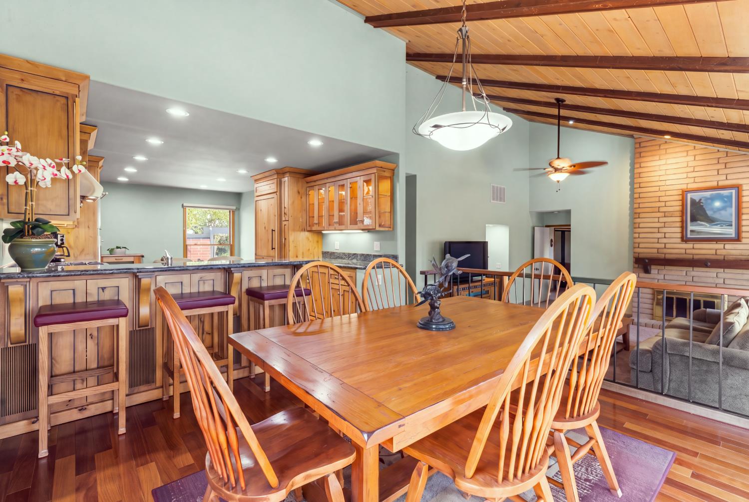 8737 Bluff Lane