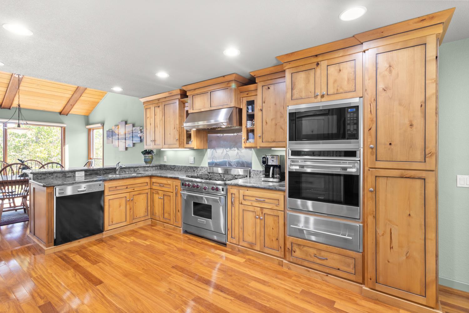 8737 Bluff Lane