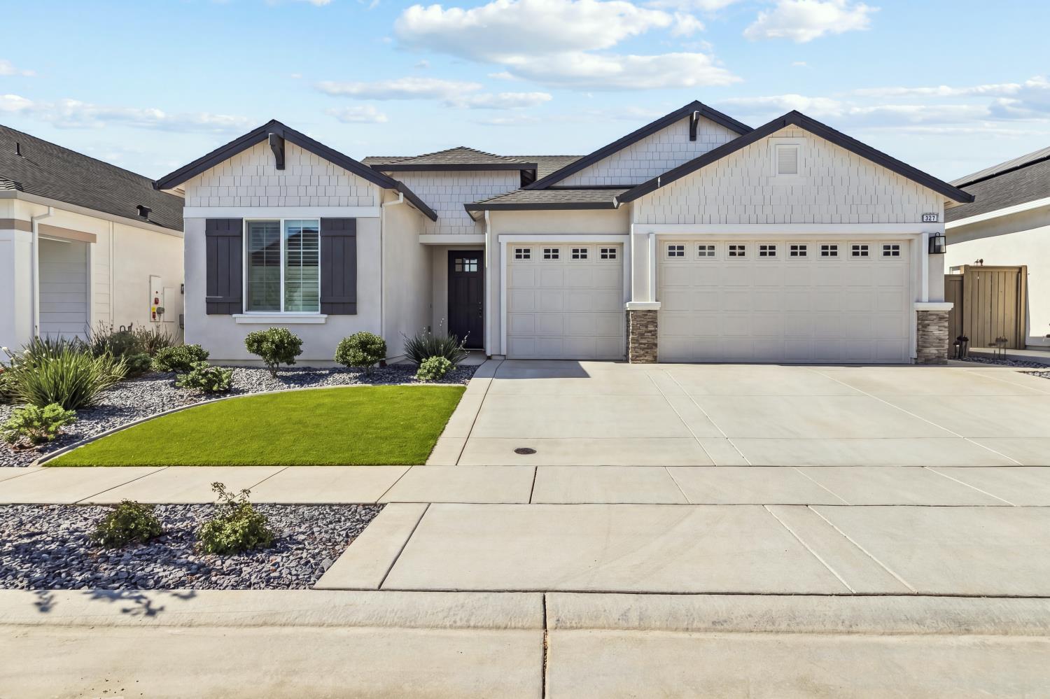 3017 Hemet Way