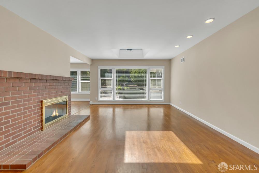 851 Taylor Boulevard