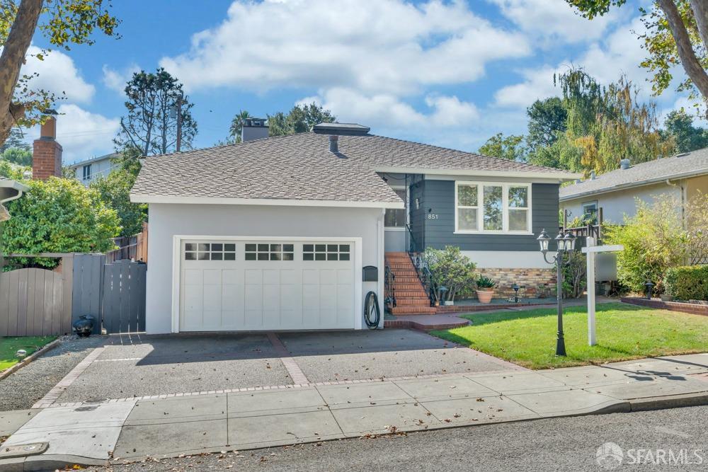 851 Taylor Boulevard