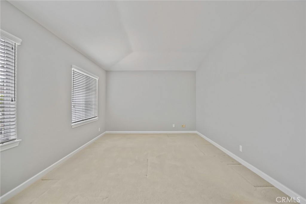 7004 Wildrose Terrace