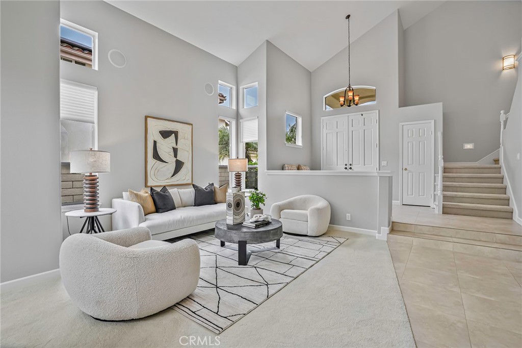 7004 Wildrose Terrace