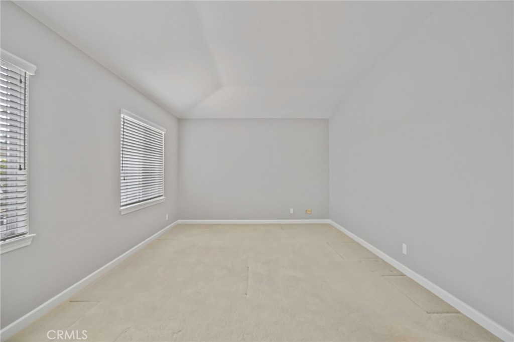 7004 Wildrose Terrace