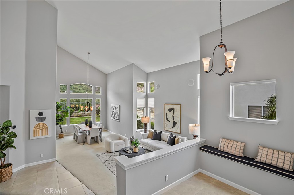 7004 Wildrose Terrace