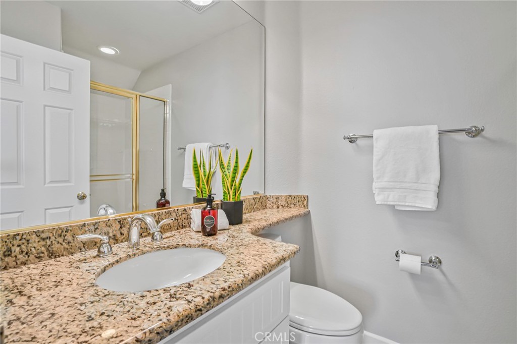 7004 Wildrose Terrace