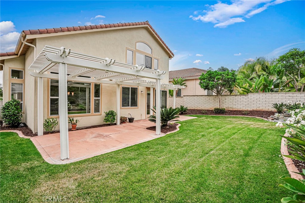 7004 Wildrose Terrace