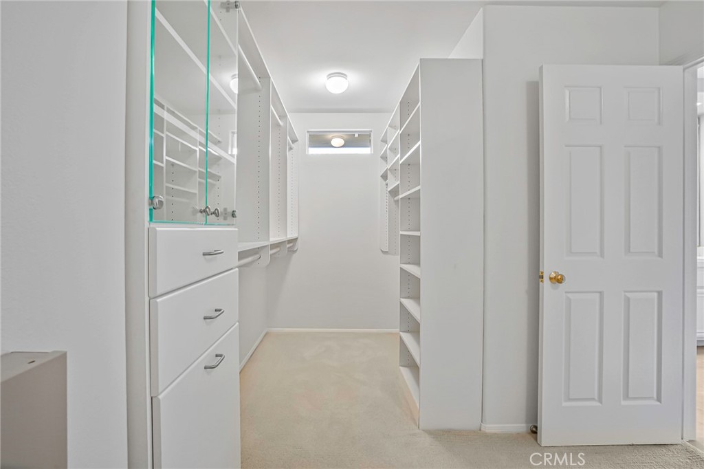 7004 Wildrose Terrace