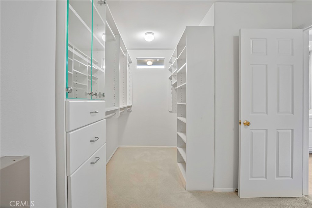 7004 Wildrose Terrace