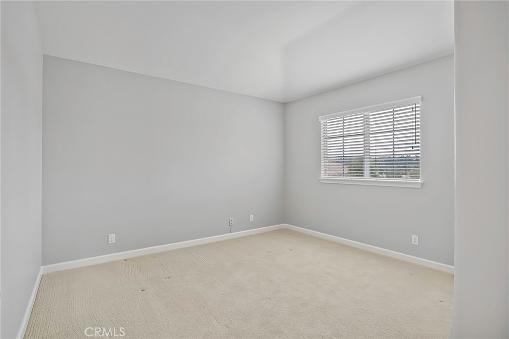 7004 Wildrose Terrace