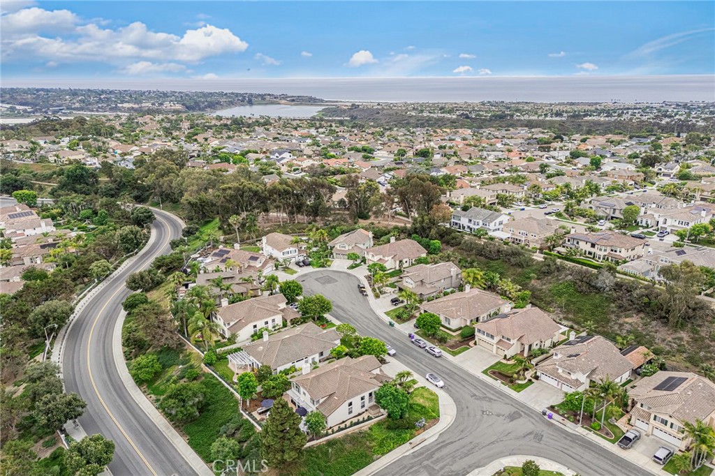 7004 Wildrose Terrace