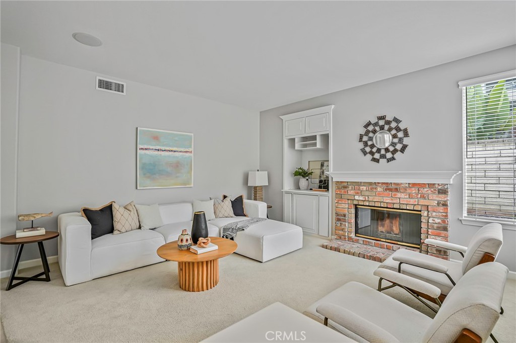 7004 Wildrose Terrace