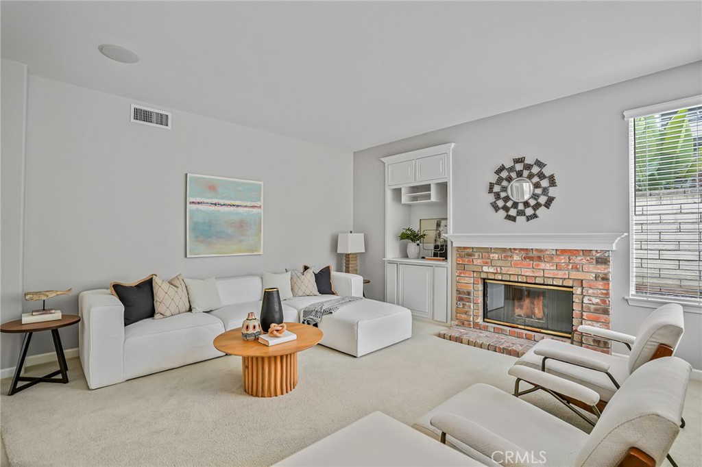 7004 Wildrose Terrace