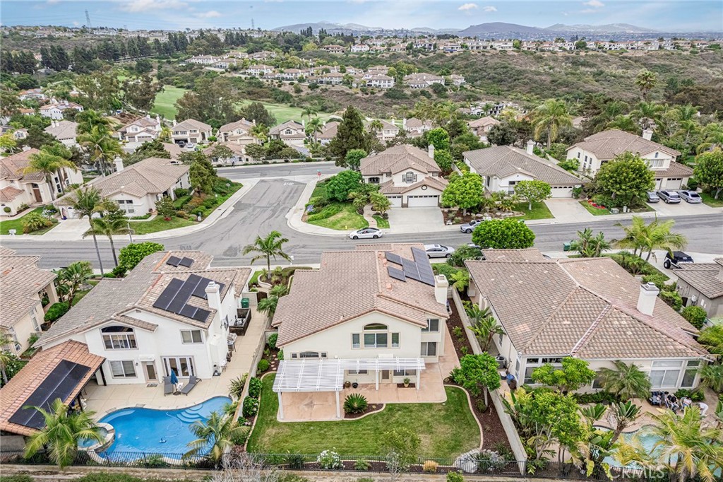 7004 Wildrose Terrace