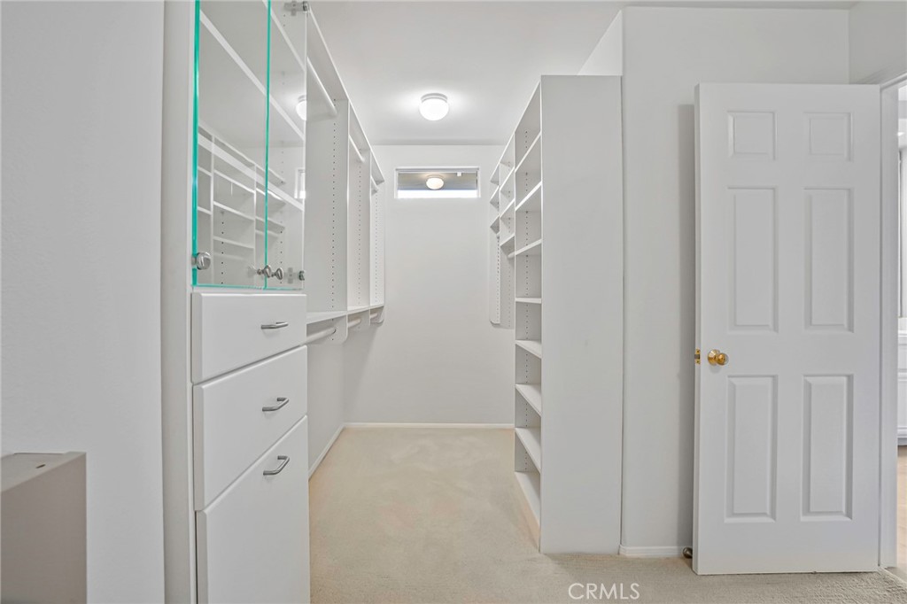 7004 Wildrose Terrace