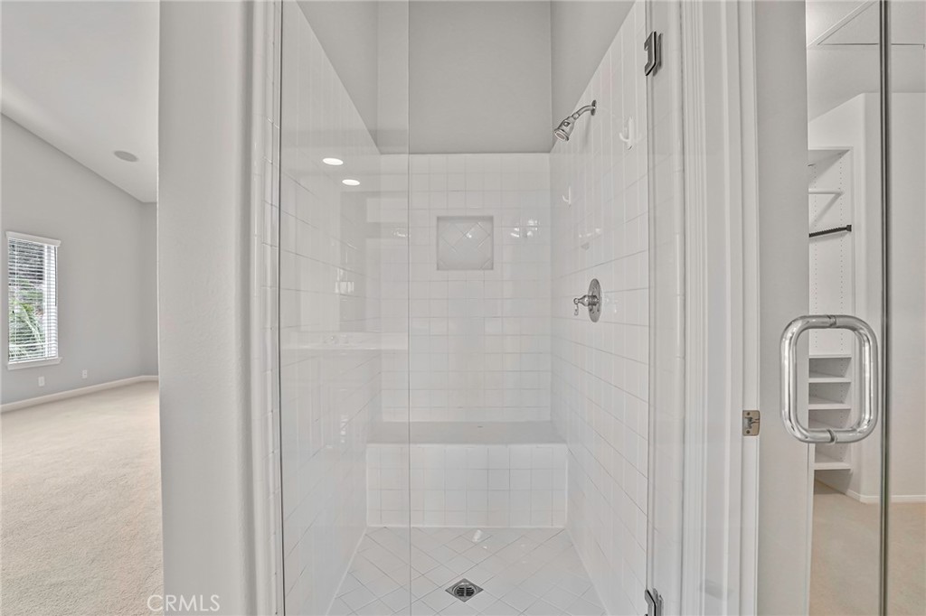 7004 Wildrose Terrace