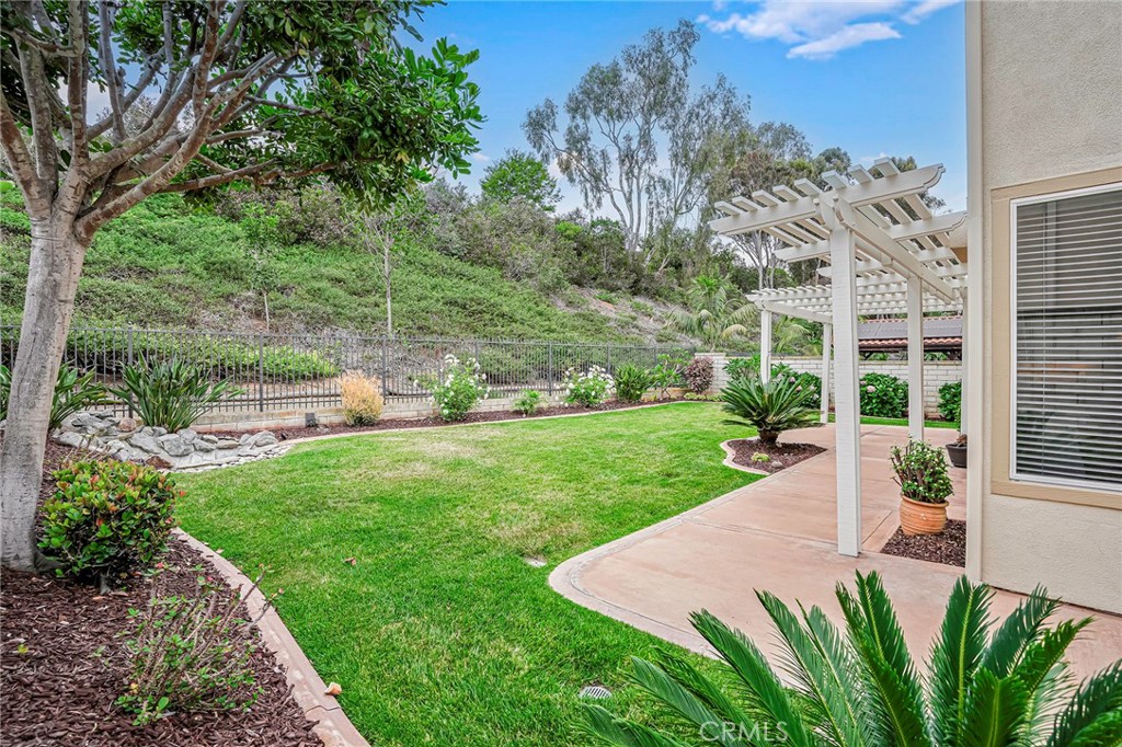 7004 Wildrose Terrace