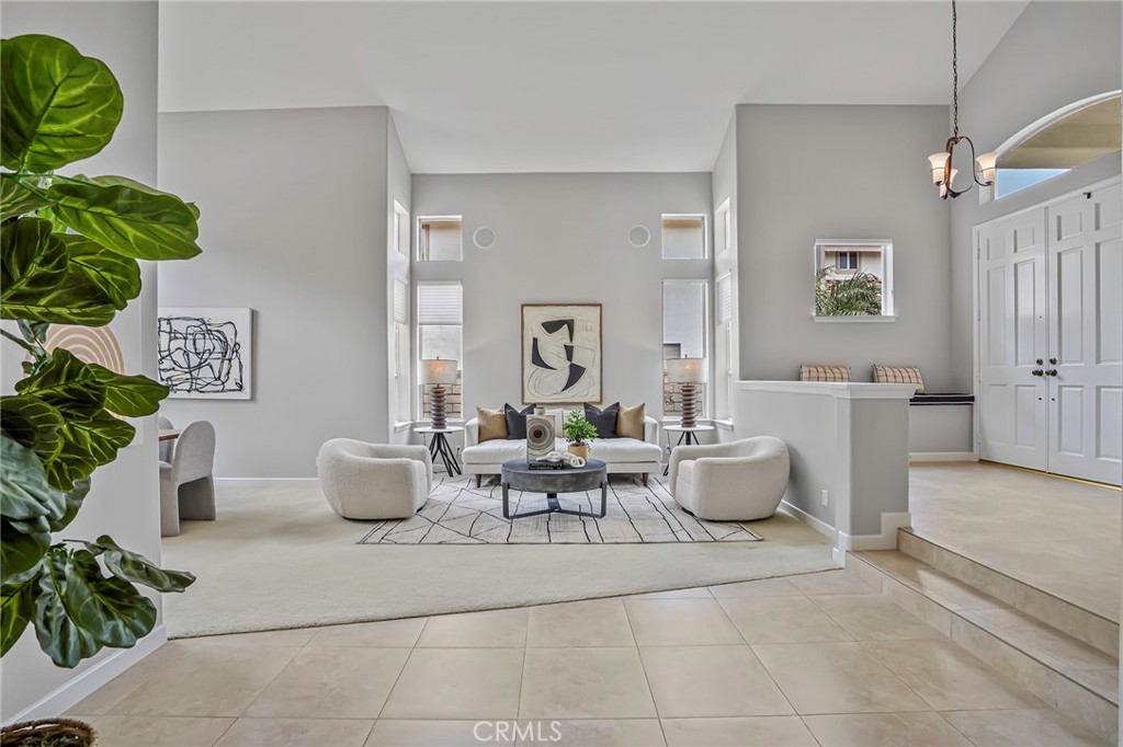 7004 Wildrose Terrace