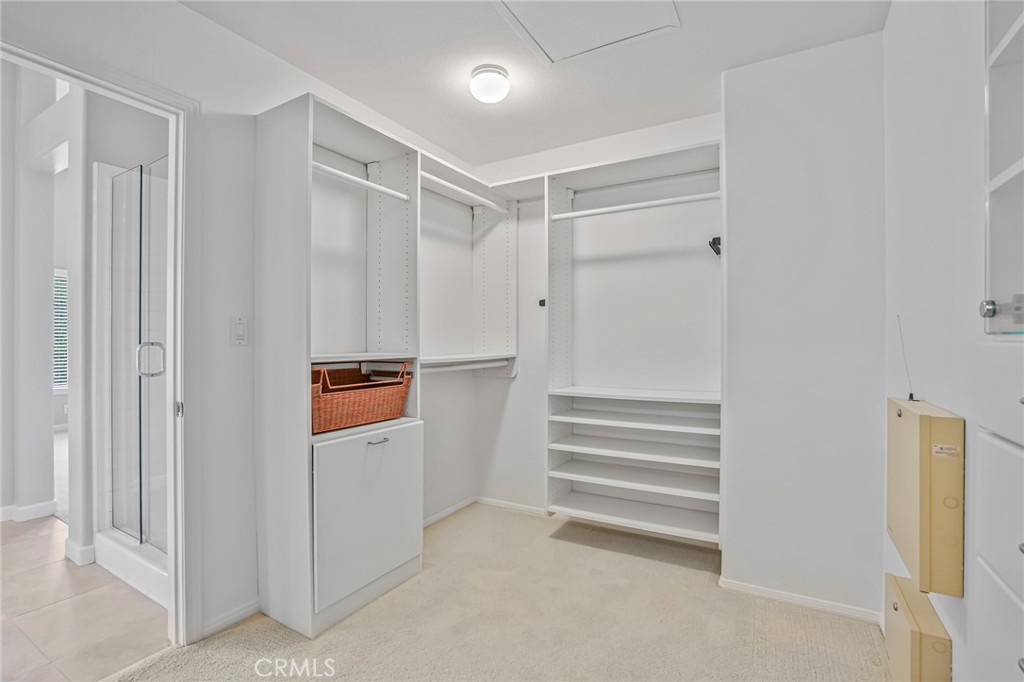 7004 Wildrose Terrace