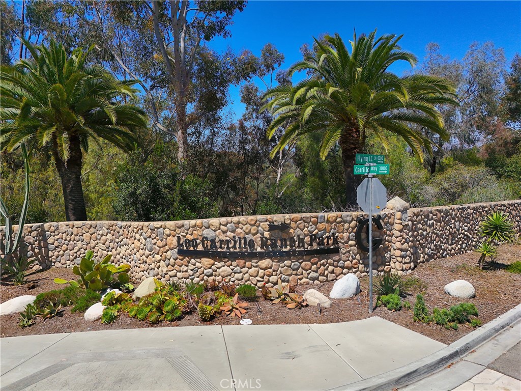 6045 Paseo Carreta