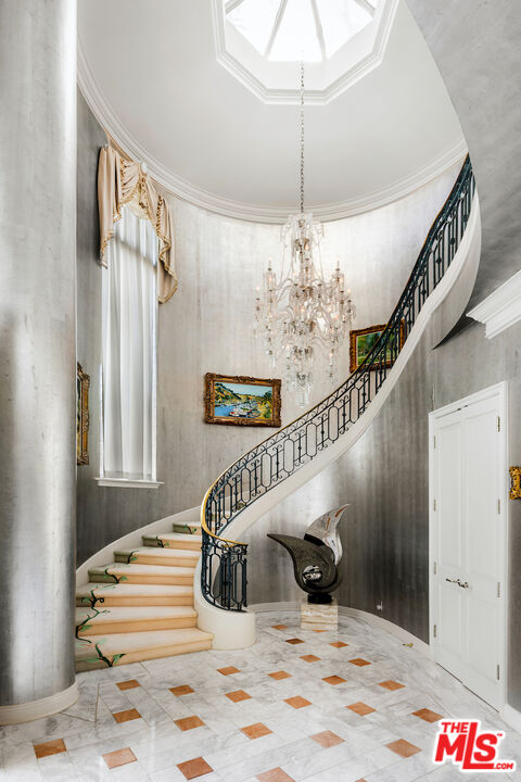 10275 Century Woods Dr