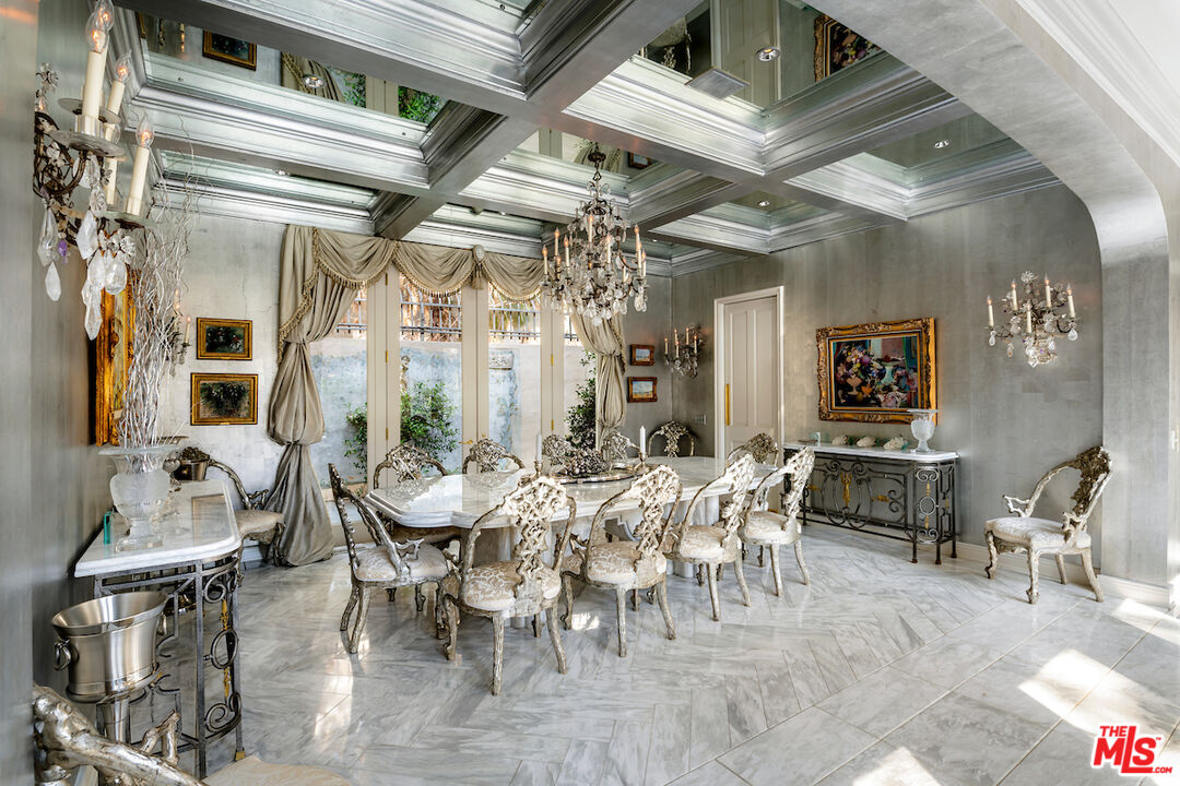 10275 Century Woods Dr