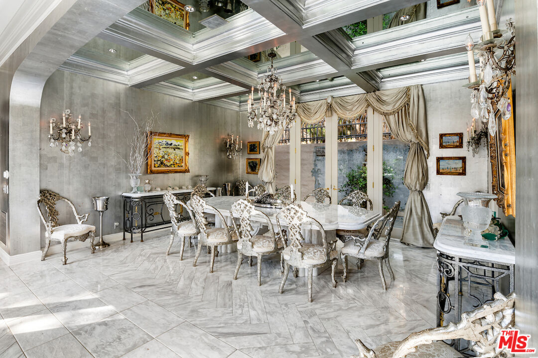 10275 Century Woods Dr