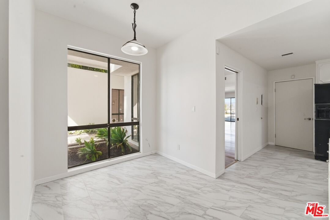 3329 Dona Rosa Dr