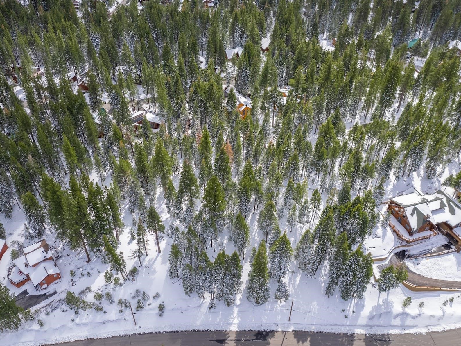 13749 Pathway Avenue