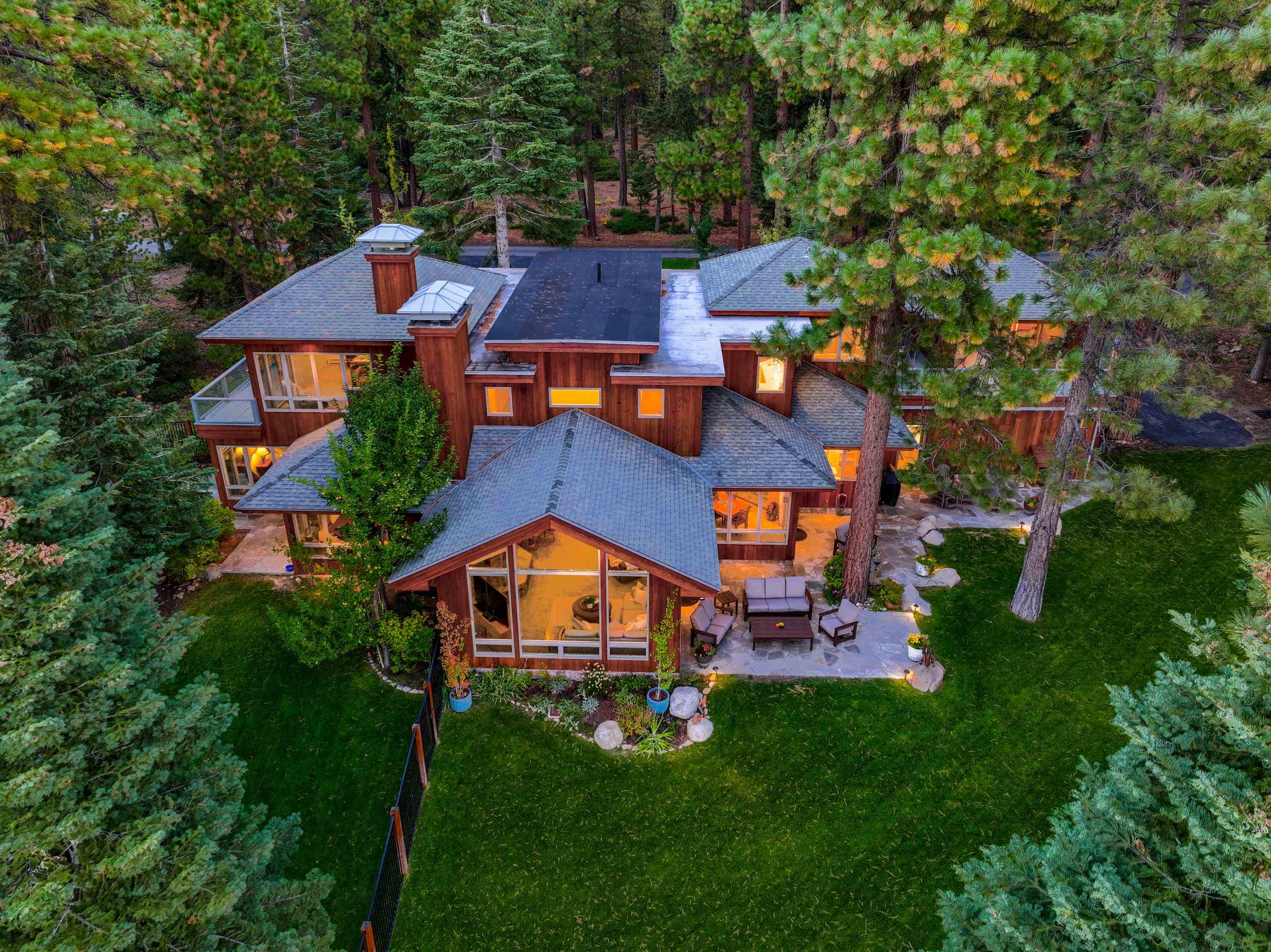 200 Rim Drive