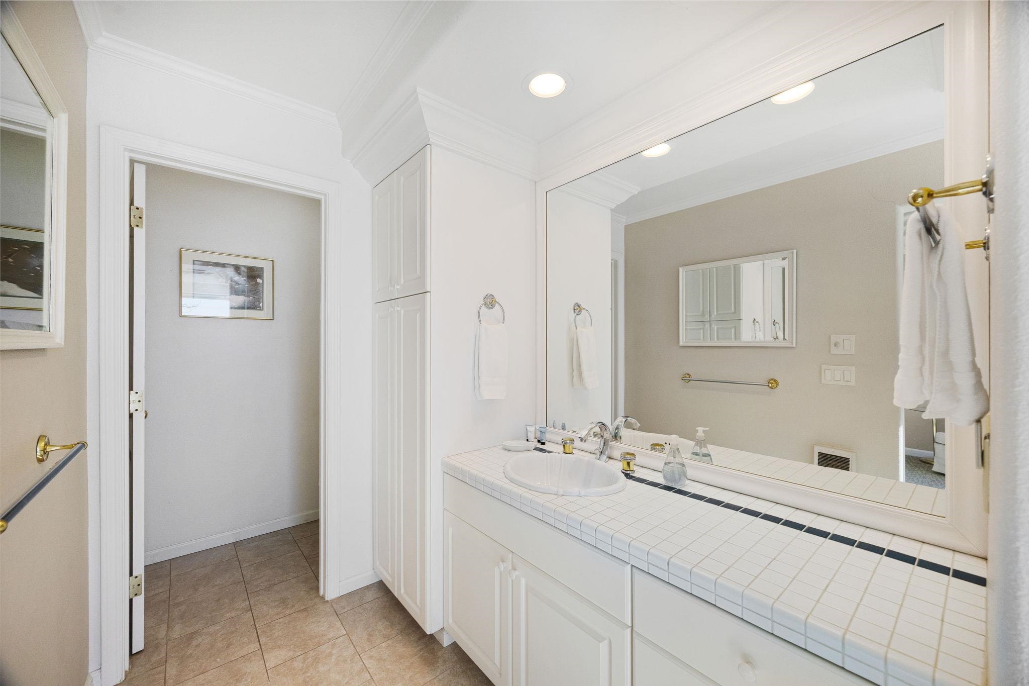 8000 North Lake Boulevard Unit: Lakefront 5