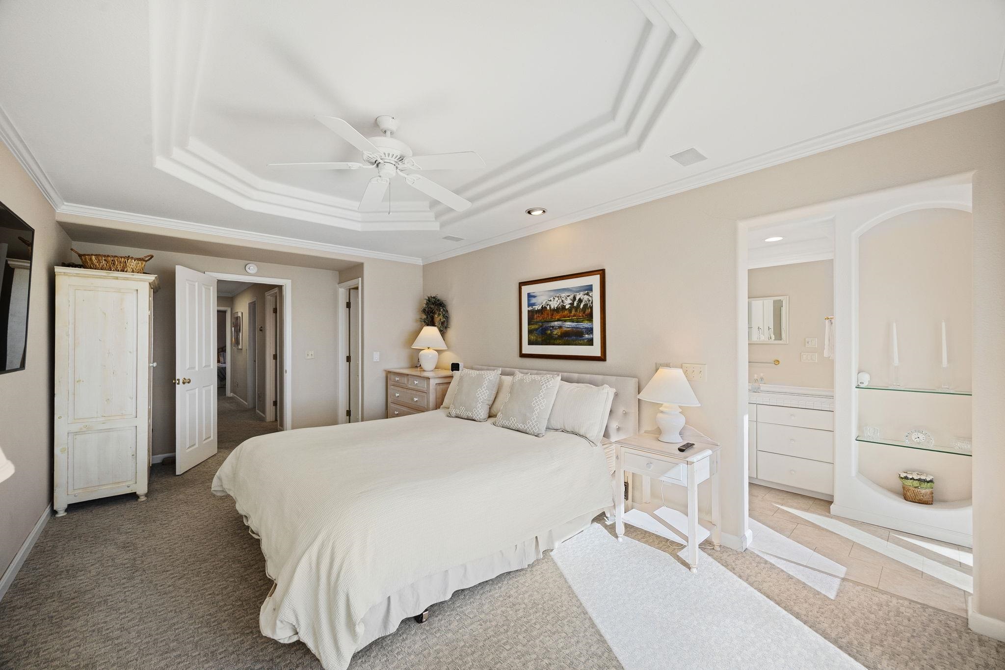 8000 North Lake Boulevard Unit: Lakefront 5