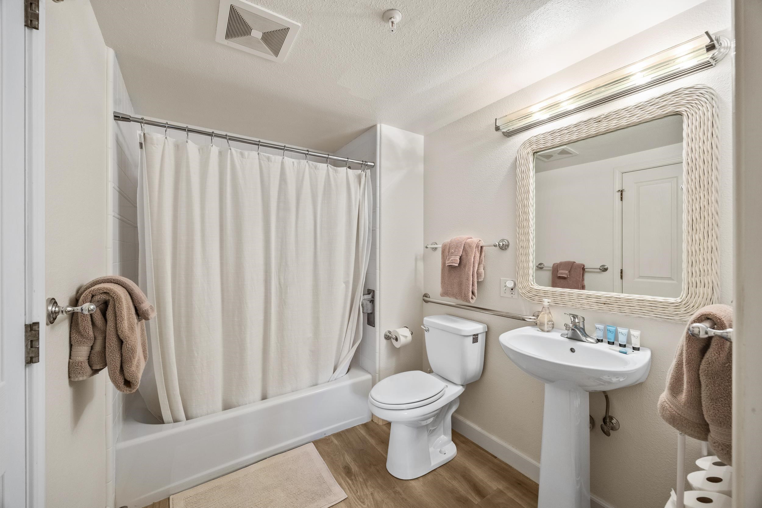 8004 North Lake Boulevard Unit: Garden Unit 2