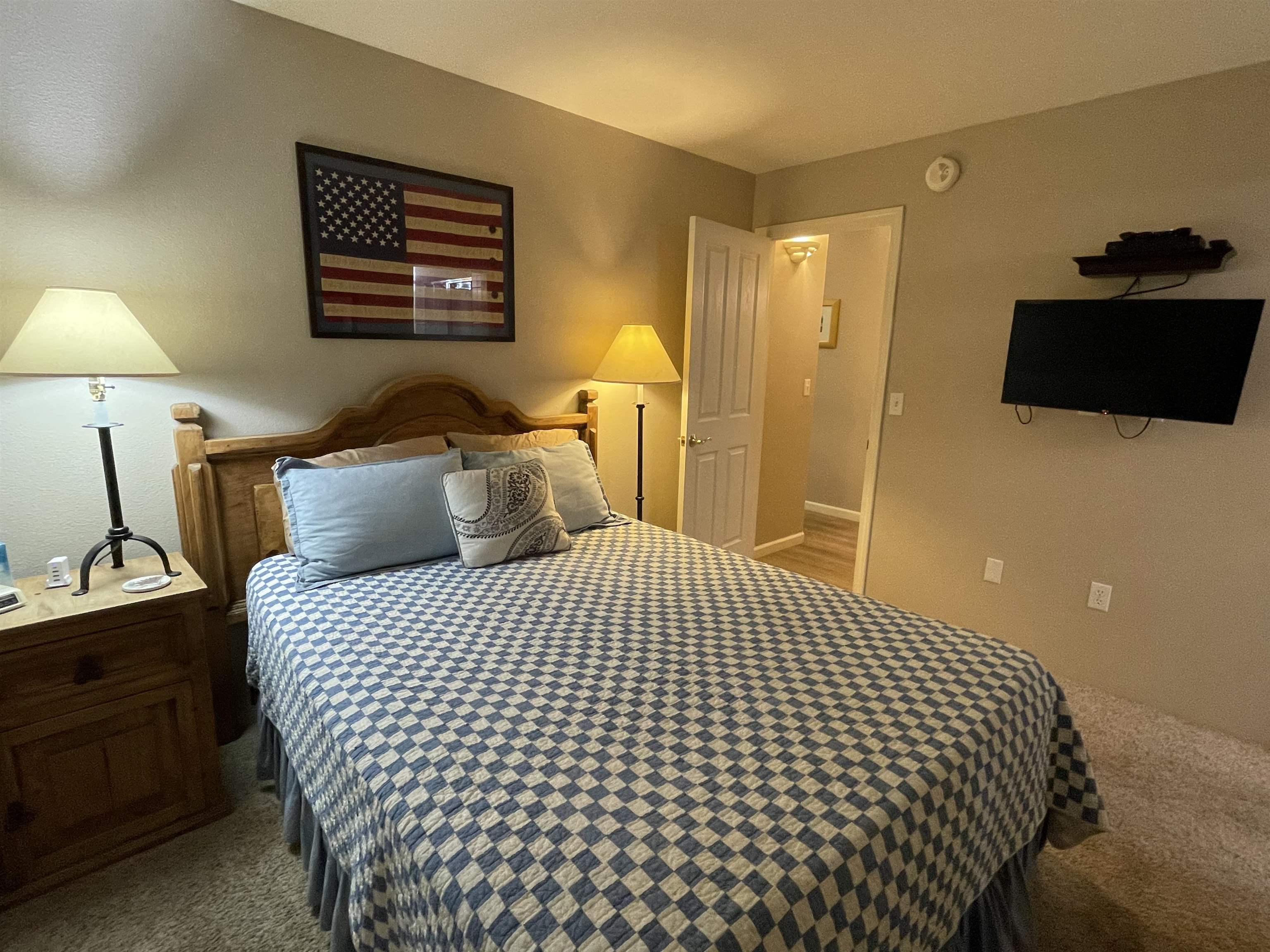 8004 North Lake Boulevard Unit: 5