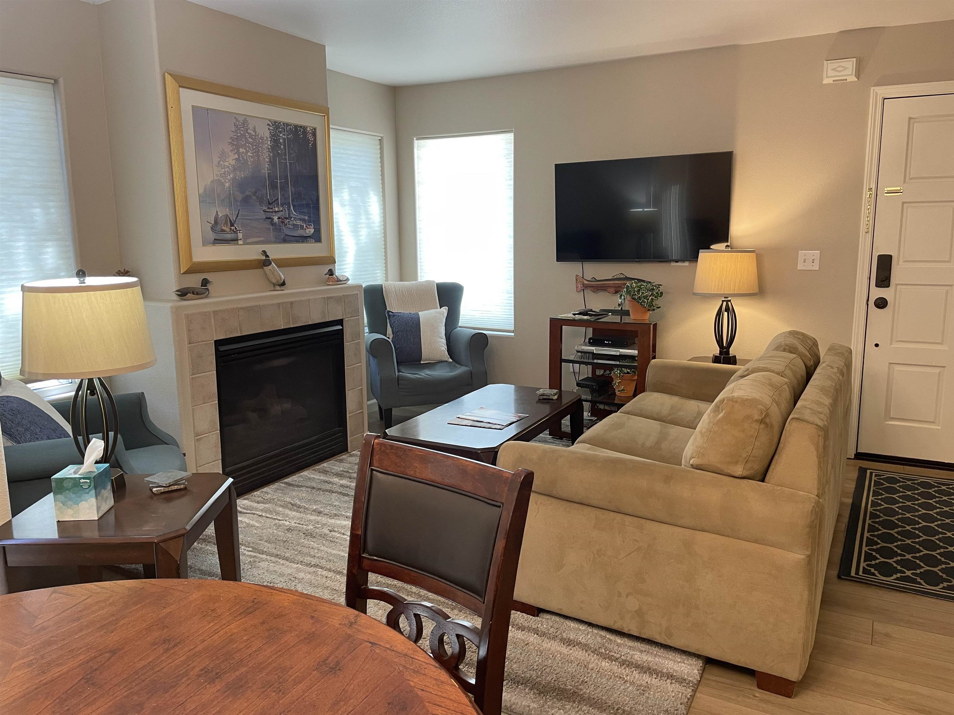 8004 North Lake Boulevard Unit: 5